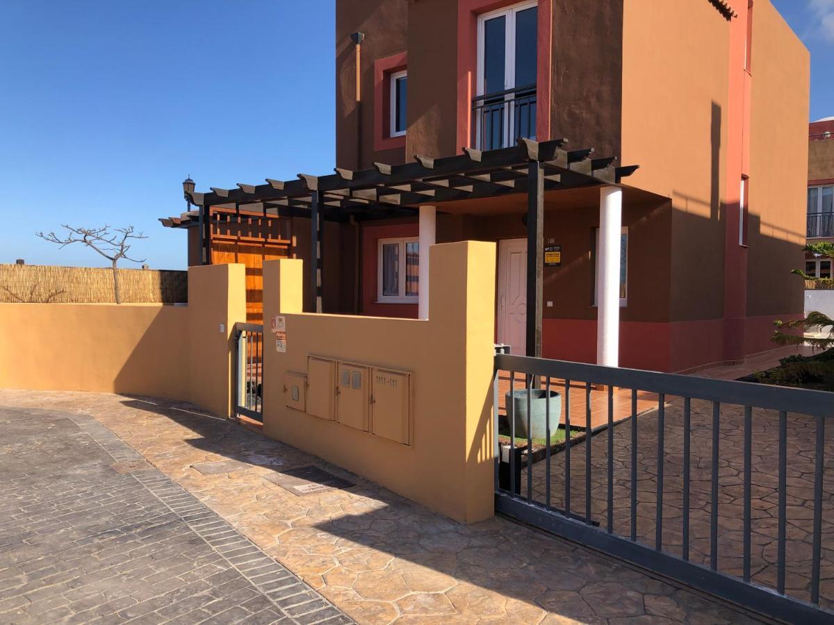 Villa Marie Agradable Y Tranquila Maison Con Piscina Corralejo Exteriér fotografie